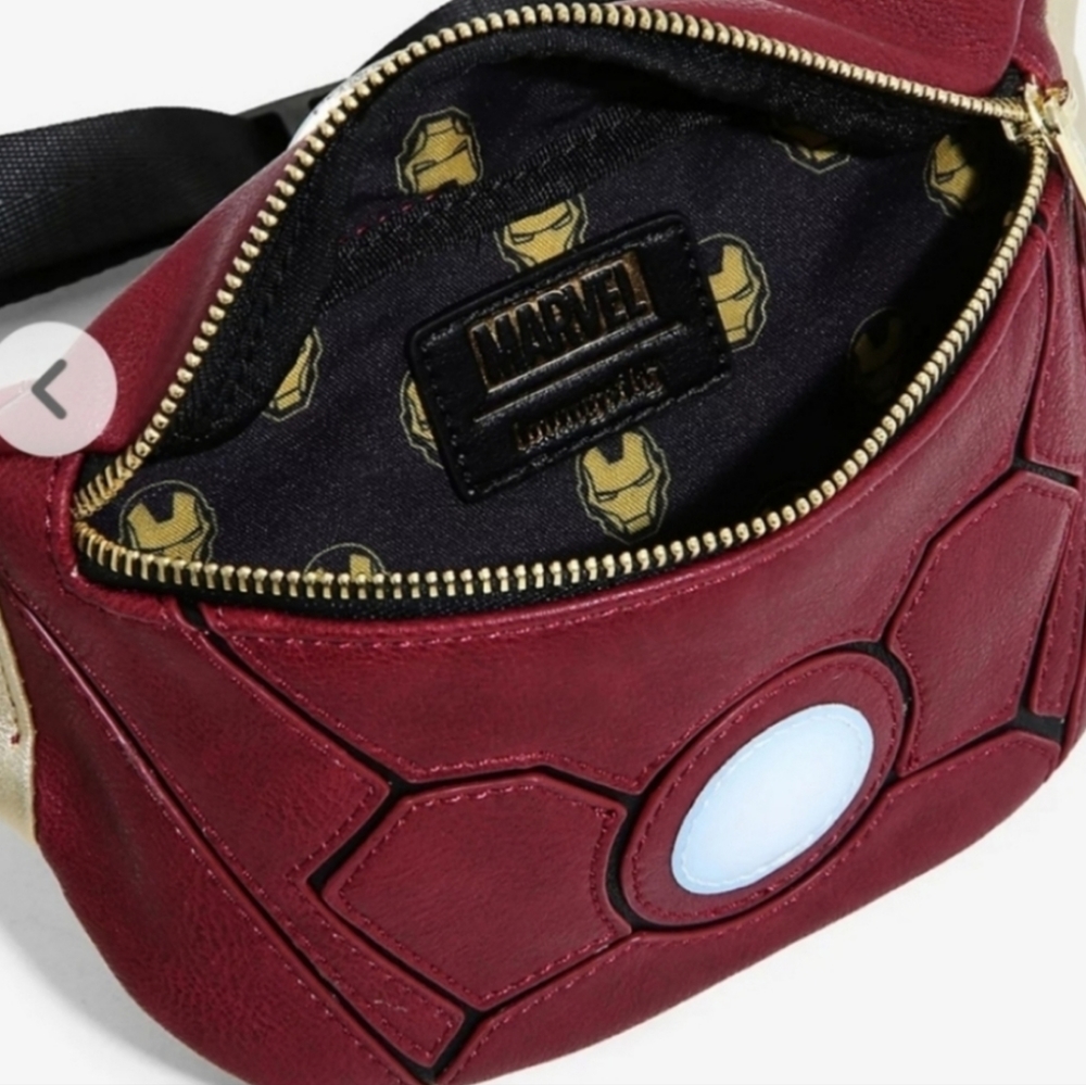 NWT Loungefly Marvel Iron Man Fanny Pack - Picture 3 of 7